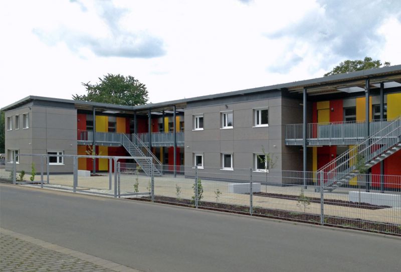 Модульные городки во всем мире: как выглядят домики для беженцев и студентов